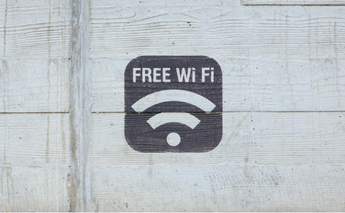 2025年公共WiFi隐私风险升级，VPN如何成为保护屏障？- 通宝(TongBao VPN)